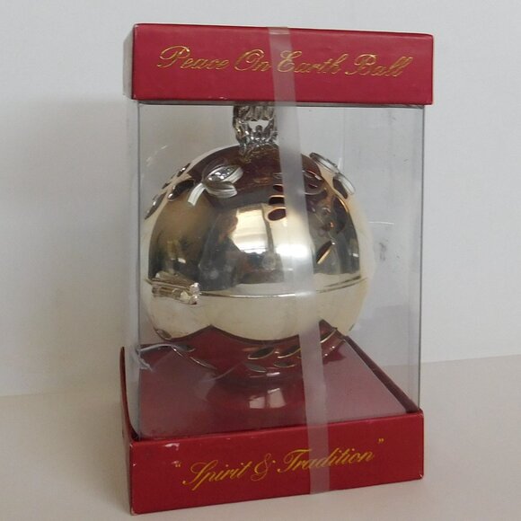 Lenox Christmas Holiday Silver Plated Ornament Peace on Earth Ball NIP VTG - Picture 3 of 4